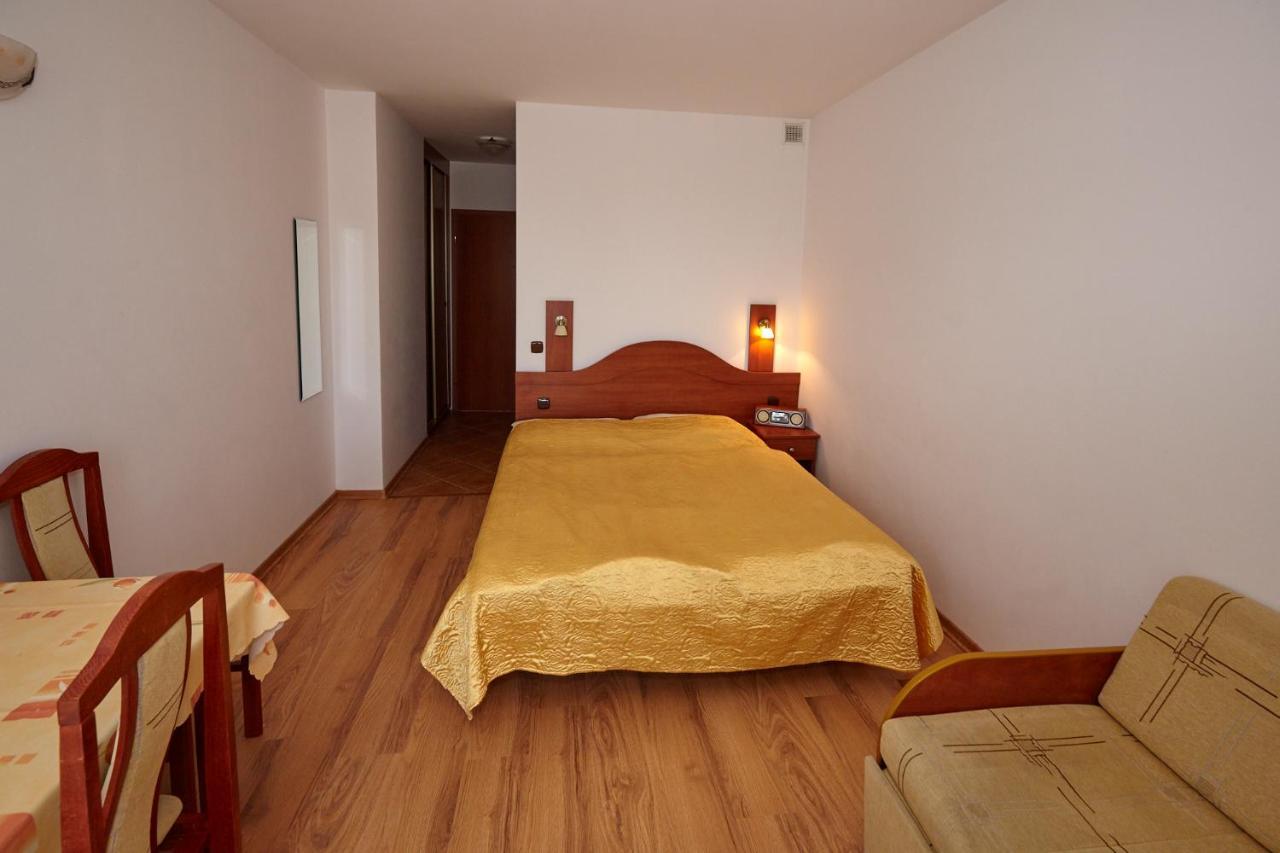 Osrodek Madamaku Hotel Sianozety Exterior photo